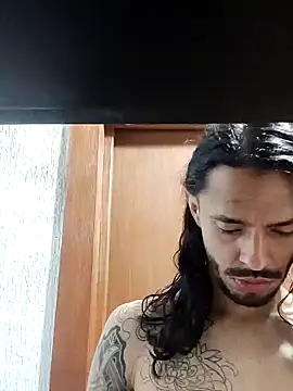 Snapshot of Donstark6669 chatting on 02-01-25, 02:47 Donstark6669 online show from 02-01-25, 02:47