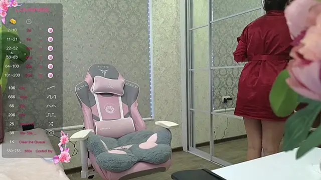 -DIVORA- online show from 10-26-25, 07:25