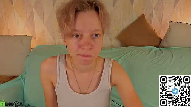 Snapshot of Michelle_Blond chatting on 07-18-26, 12:59 Michelle Blond online show from 07-18-26, 12:59