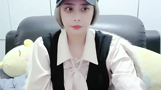 yourz tw online show from 03-18-25, 03:31