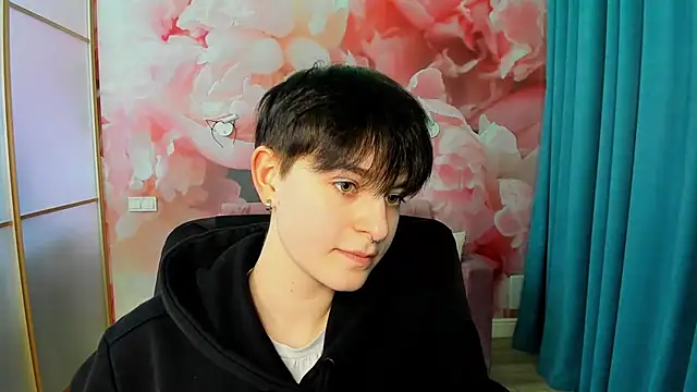 EmiliaYours online show from 12-06-24, 03:22