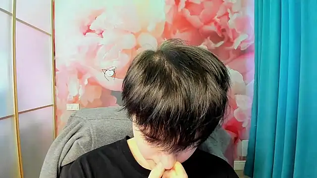 EmiliaYours online show from 12-08-24, 09:46