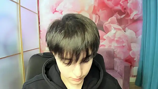 EmiliaYours online show from 12-10-24, 06:54