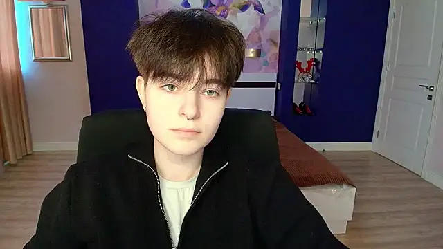 EmiliaYours online show from 03-01-25, 12:45