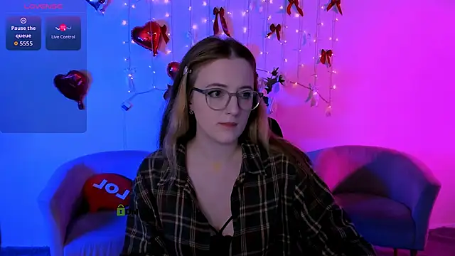 luna berryy online show from 05-30-26, 07:22