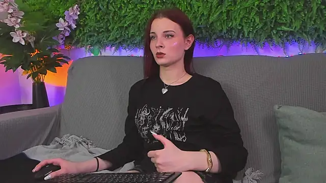 AprilAvery online show from 03-20-25, 10:07