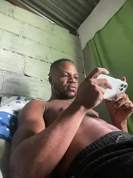 Snapshot of ElNegroRony chatting on 02-06-26, 02:53 ElNegroRony online show from 02-06-26, 02:53