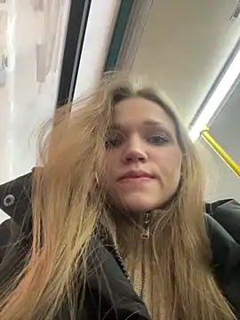 KitteCat online show from 12-28-24, 11:09