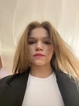 KitteCat online show from 03-07-25, 09:51