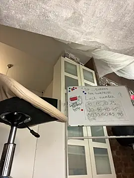 KitteCat online show from 10-06-25, 07:28