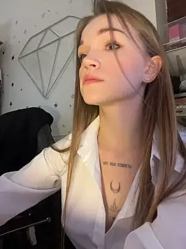 KitteCat online show from 11-15-25, 07:38