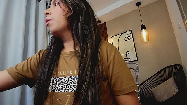 Sharlotte Milk online show from 09-19-25, 11:00