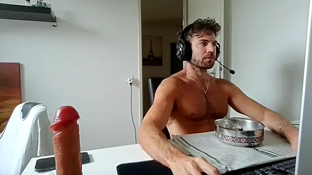 alpha-hunk online show from 05-15-26, 10:00