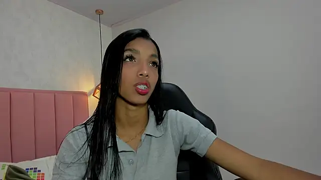 MAYROBERTSS online show from 02-10-25, 12:18