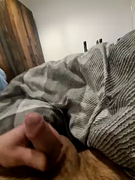 Snapshot of NiceBone000 chatting on 01-27-25, 05:15 NiceBone000 online show from 01-27-25, 05:15