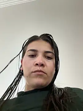 aurora divine online show from 10-13-25, 01:00