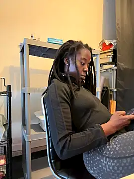 choclatepeaach online show from 11-05-25, 09:04