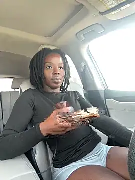 choclatepeaach online show from 04-13-26, 05:51