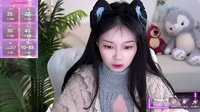 Snapshot of Sheep-1 chatting on 01-10-25, 11:50 Sheep-1 online show from 01-10-25, 11:50