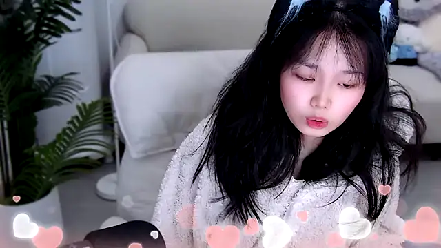 Snapshot of Sheep-1 chatting on 03-18-25, 11:08 Sheep-1 online show from 03-18-25, 11:08