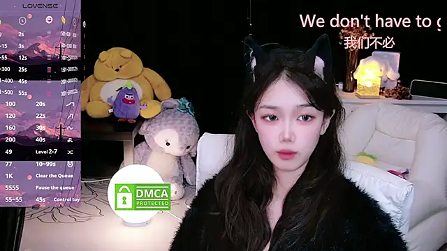 Snapshot of Sheep-1 chatting on 09-25-25, 10:19 Sheep-1 online show from 09-25-25, 10:19