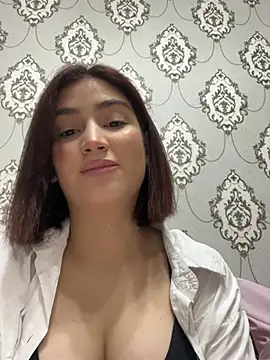 StormBeverly online show from 12-24-24, 01:50