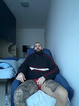 Snapshot of Gioeltoro89 chatting on 02-13-26, 04:36 Gioeltoro89 online show from 02-13-26, 04:36