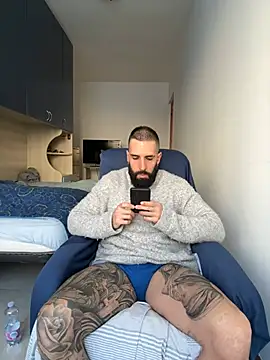 Snapshot of Gioeltoro89 chatting on 02-25-26, 03:21 Gioeltoro89 online show from 02-25-26, 03:21