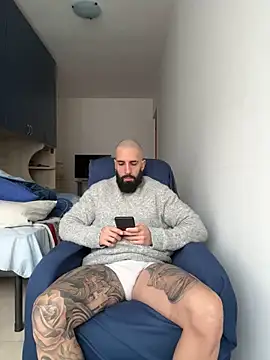 Snapshot of Gioeltoro89 chatting on 04-03-26, 02:37 Gioeltoro89 online show from 04-03-26, 02:37