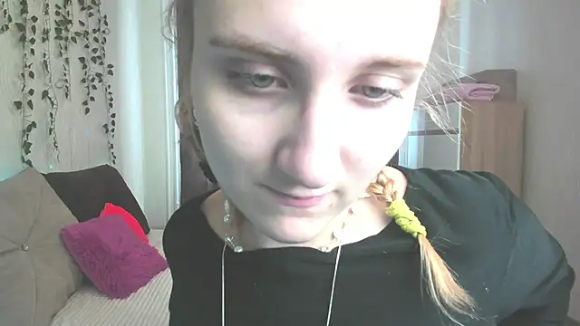 Miss Elsa  online show from 02-12-25, 04:44