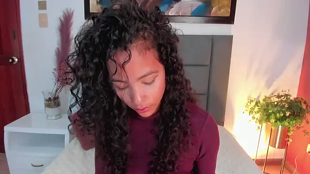 AntonellaHall  online show from 03-14-25, 04:09