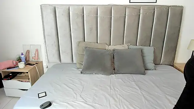 Snapshot of Emmy-Turnner chatting on 03-15-25, 08:10 Emmy-Turnner online show from 03-15-25, 08:10