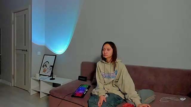 EllaSky xoxo online show from 02-04-25, 06:04