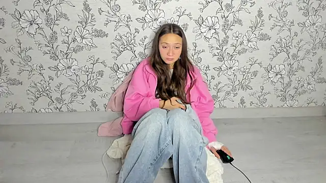 EllaSky xoxo online show from 10-19-25, 10:32