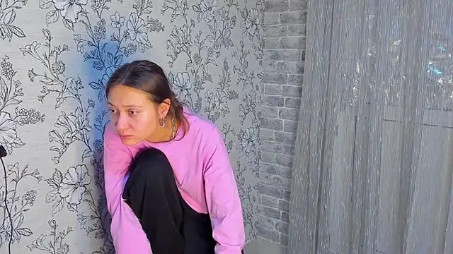 EllaSky xoxo online show from 11-20-25, 12:55