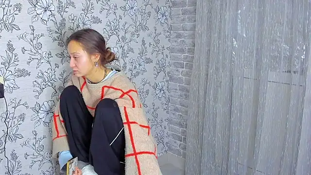 EllaSky xoxo online show from 12-01-25, 12:48