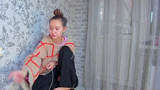 EllaSky xoxo online show from 12-17-25, 08:48