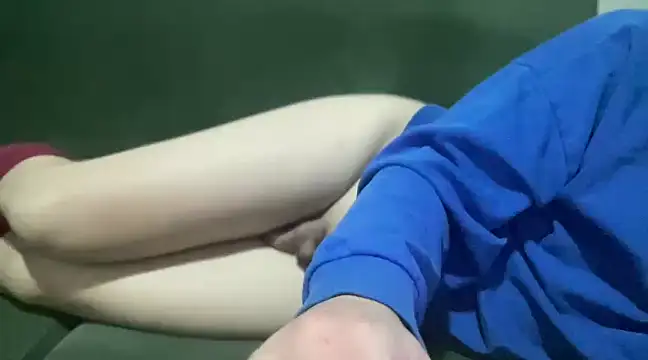 Snapshot of alarasissy chatting on 02-15-25, 11:58 alarasissy online show from 02-15-25, 11:58