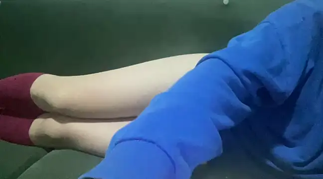 Snapshot of alarasissy chatting on 03-21-25, 09:23 alarasissy online show from 03-21-25, 09:23