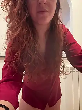 Snapshot of Nala_95 chatting on 12-16-24, 11:12 Nala 95 online show from 12-16-24, 11:12