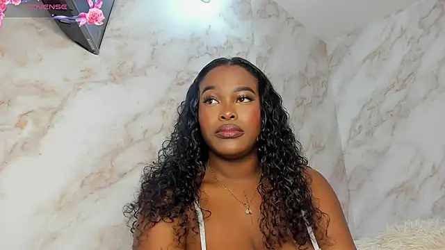 Kaseydelvey online show from 12-04-24, 09:57