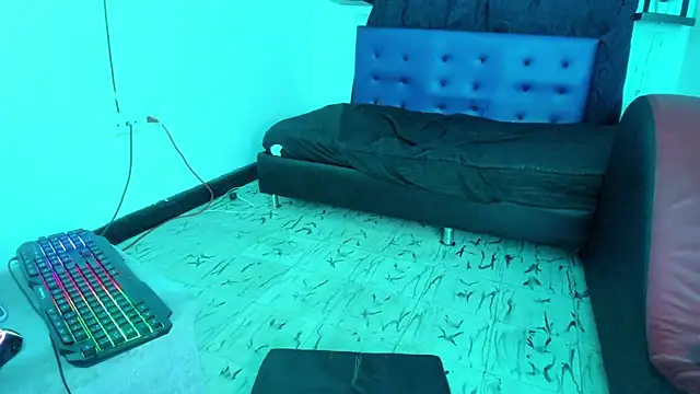 Camila TransGirl online show from 03-20-25, 04:07