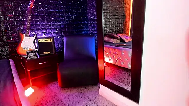 Snapshot of Calliope_dark chatting on 12-23-24, 02:28 Calliope dark online show from 12-23-24, 02:28
