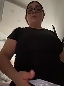 AntonellaAlondra4 online show from 05-21-26, 01:18