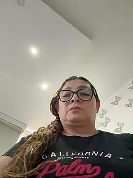 AntonellaAlondra4 online show from 05-28-26, 05:43