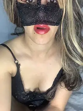 Snapshot of senoritaseno chatting on 01-18-25, 07:17 senoritaseno online show from 01-18-25, 07:17