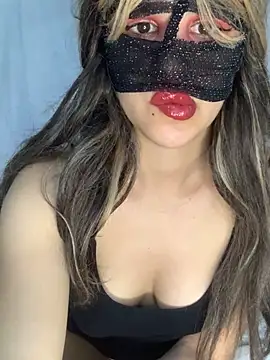 Snapshot of senoritaseno chatting on 02-17-25, 07:37 senoritaseno online show from 02-17-25, 07:37