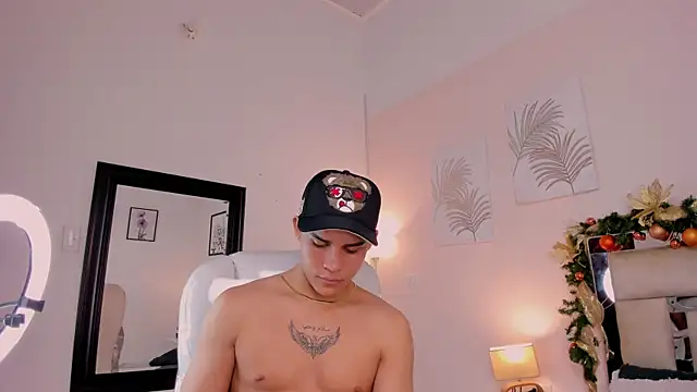 Snapshot of saraandstiven chatting on 12-26-24, 03:49 saraandstiven online show from 12-26-24, 03:49