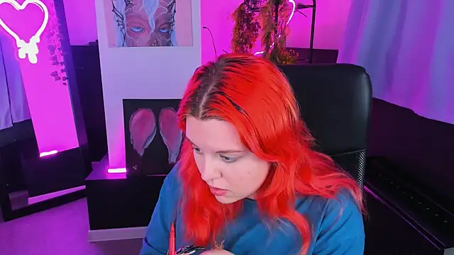 NielletaBlossom online show from 12-26-24, 05:04