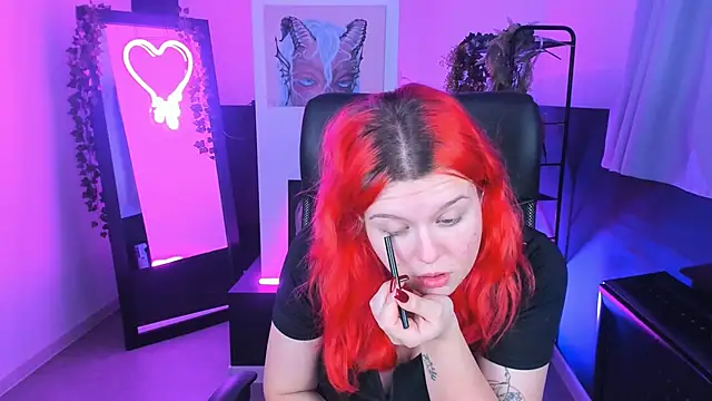 NielletaBlossom online show from 01-25-25, 05:29